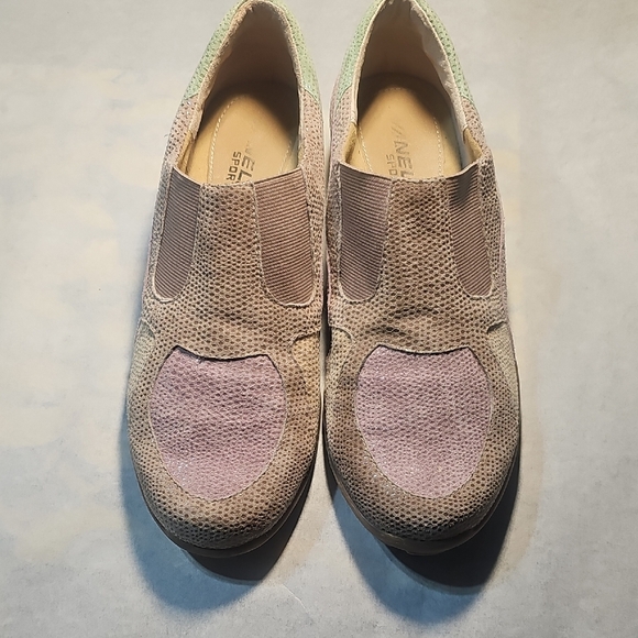 Vaneli Tan Sneakers Comfortable Slip-On Style - Picture 1 of 7